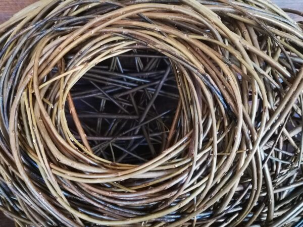 Willow-pod-Sculpture-creative-with-Nature-2-2021